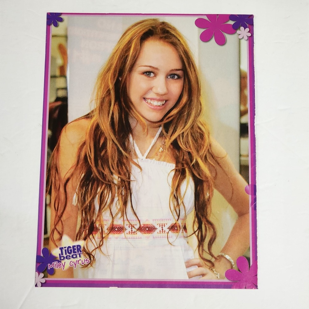 Miley Cyrus Hannah Montana Vintage Tiger Beat Pin-Up Poster Clipping 8x10.5